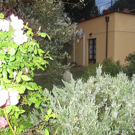 Relais"La Cappuccina" Rooms&Apartments أسيسي المظهر الخارجي الصورة